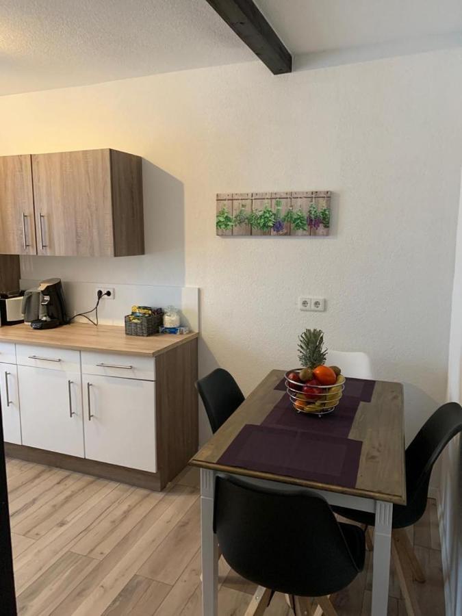 Grenznahe Ferienwohnung Mit 4 Schlafzimmern Grenzach-Wyhlen Esterno foto