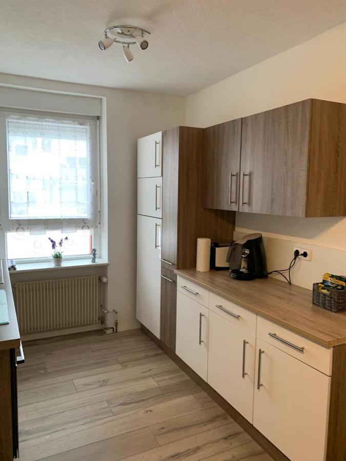 Grenznahe Ferienwohnung Mit 4 Schlafzimmern Grenzach-Wyhlen Esterno foto
